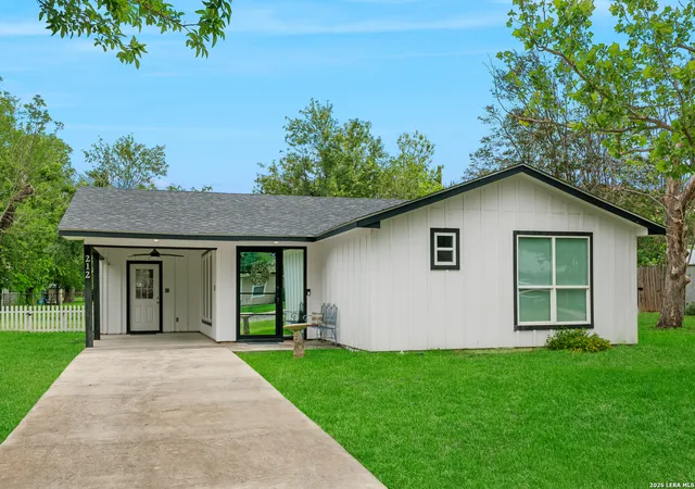 1st image of 212 Shadywood, Boerne, TX 78006 | MLS# 1971184