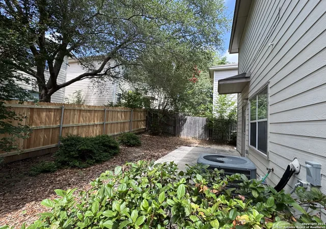 Photo 3 of Single family home for sale at 5514 Justin Cv, San Antonio, TX 78240 | MLS# 1971250 | Listing updated on 2026-06-10