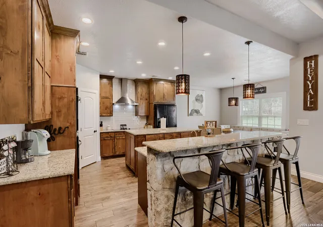 Photo 3 of Single family home for sale at 748 Canyon Oaks Dr, Canyon Lake, TX 78133 | MLS# 1971258 | Listing updated on 2026-06-16