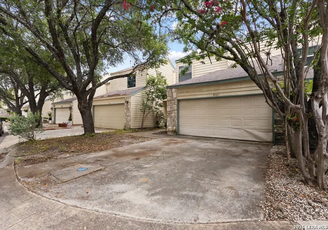 2nd image of 8565 Echo Creek Lane, San Antonio, TX 78240 | MLS# 1971290