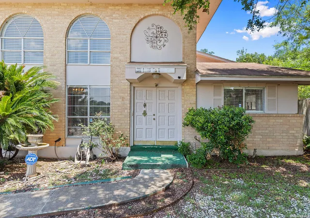 Photo 4 of Single family home for sale at 4708 Pecan Grove, San Antonio, TX 78222 | MLS# 1971339 | Listing updated on 2026-06-26