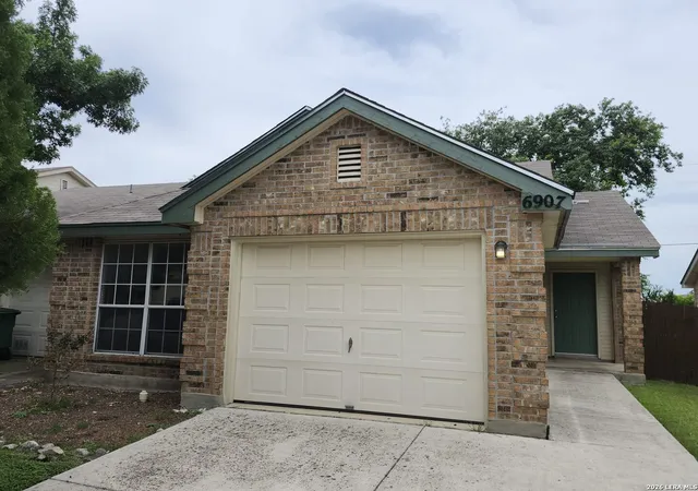 Photo 1 of Sale Pending at 6907 Bluegrass Run, San Antonio, TX 78240 | MLS# 1971346 | Listing updated on 2026-08-11