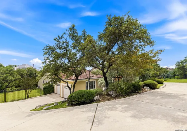 5th image of 6 Lantana Ridge, San Antonio, TX 78258 | MLS# 1971364