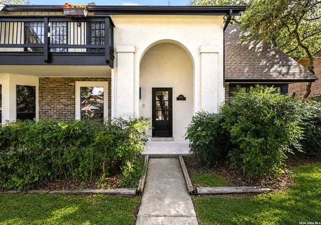 Photo 3 of Single family home for sale at 2822 Low Oak St, San Antonio, TX 78232 | MLS# 1971395 | Listing updated on 2026-09-18