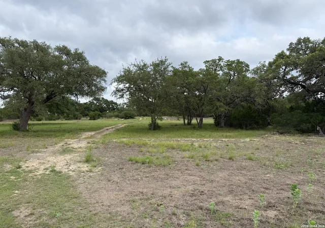 2nd image of 1132 Palomino, Bandera, TX 78003 | MLS# 1971403