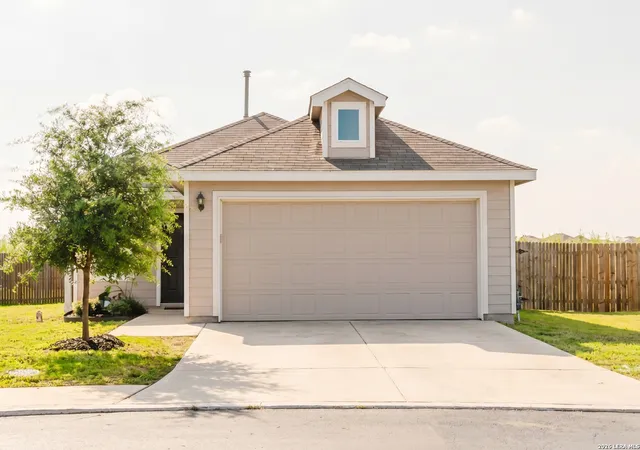 Photo 3 of Single family home for sale at 223 Presidio Pl, San Antonio, TX 78220 | MLS# 1971420 | Listing updated on 2026-07-20