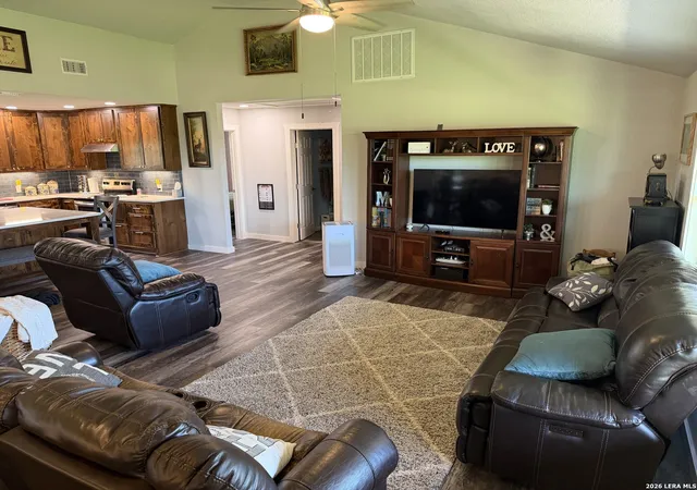 4th image of 1812 Unit B Cr 240, Rocksprings, TX 78880 | MLS# 1971429