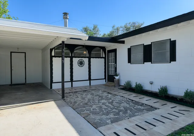 Homes for sale in San Antonio, TX | 1015 Mount Serolod Dr, San Antonio, TX 78213 | MLS# 1971526