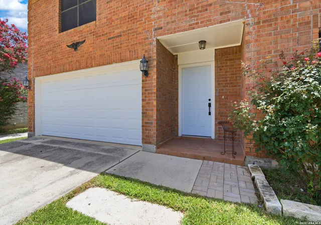 Photo 4 of Sale Pending at 4102 Misty Glade, San Antonio, TX 78247 | MLS# 1971569 | Listing updated on 2026-09-08