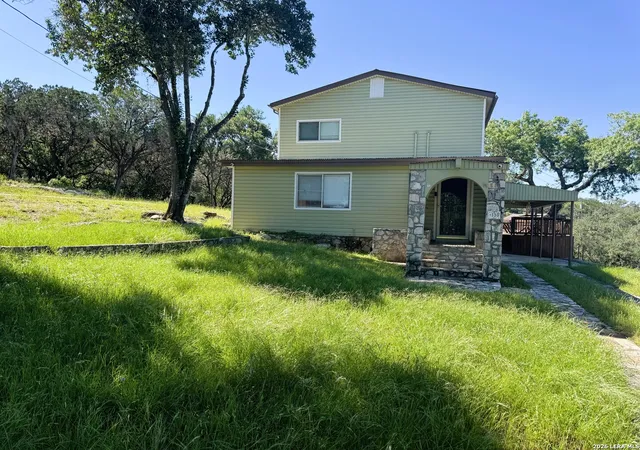 3rd image of 330 Private Road 2610, Mico, TX 78056 | MLS# 1971572