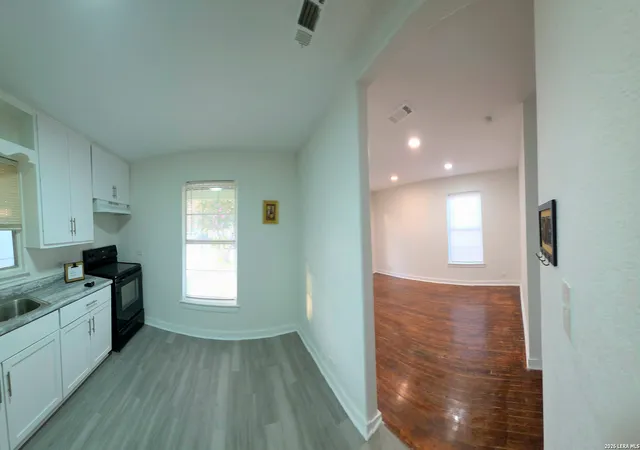 Photo 4 of Single family home for sale at 610 El Monte Blvd, San Antonio, TX 78212 | MLS# 1971598 | Listing updated on 2026-08-10
