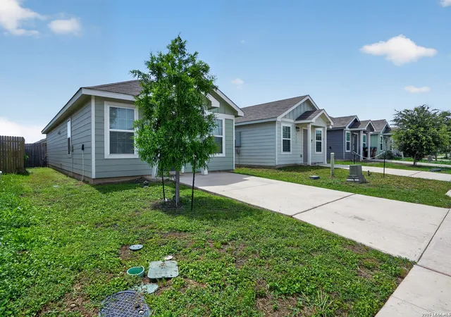 Photo 3 of Single family home for sale at 8119 Serro Medina, San Antonio, TX 78252 | MLS# 1971606 | Listing updated on 2026-08-25