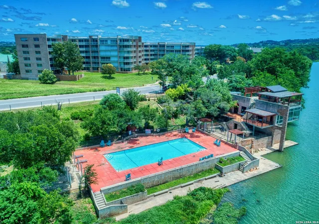 5th image of 1012 Guadalupe St #3A, Kerrville, TX 78028 | MLS# 1971637