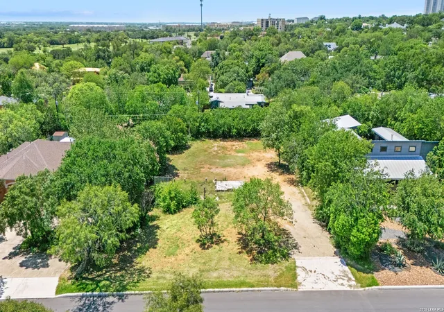 3rd image of 1134 Garraty Rd, Terrell Hills, TX 78209 | MLS# 1971640