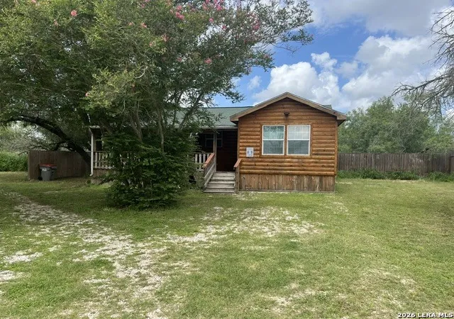 Photo 3 of Single family home for sale at 25 San Antonio Ave, Leming, TX 78050 | MLS# 1971643 | Listing updated on 2026-08-25