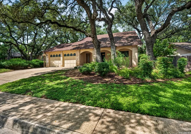 Photo 2 of Sale Pending at 13515 Hollow View St, San Antonio, TX 78232 | MLS# 1971647 | Listing updated on 2026-09-23
