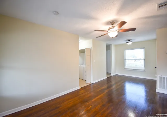 Homes for sale in San Antonio, TX | 127 Glencoe Dr, San Antonio, TX 78212 | MLS# 1971684