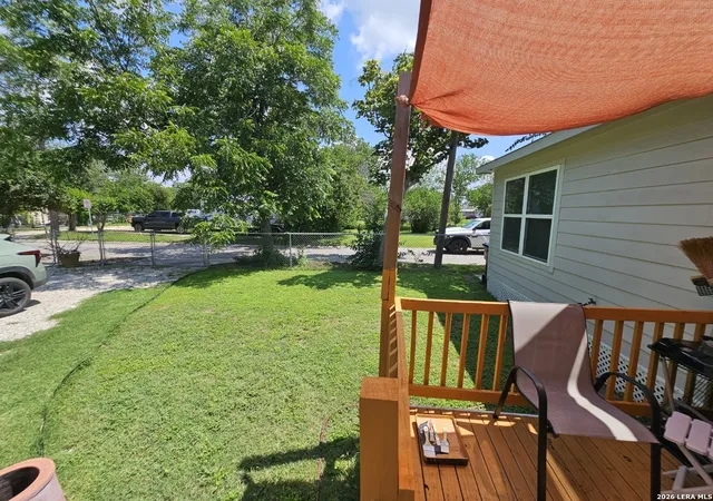 15th image of 415 N Erskine, Seguin, TX 78155 | MLS# 1971708