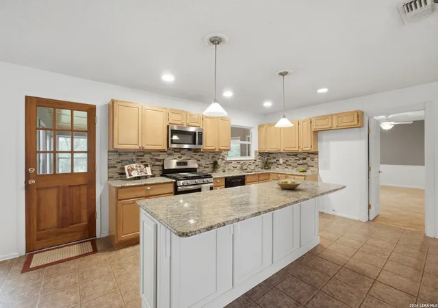 Photo 3 of Sale Pending at 3814 Highcliff Dr, San Antonio, TX 78218 | MLS# 1971723 | Listing updated on 2026-08-05