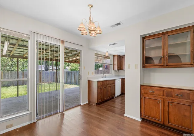 image of 5314 Peppermint Dr, Kirby, TX 78219 | MLS# 1971742
