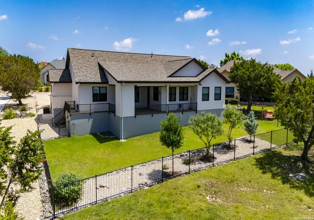Photo 4 of Single family home for sale at 2004 Crown View Dr, Kerrville, TX 78028 | MLS# 1971771 | Listing updated on 2026-08-14