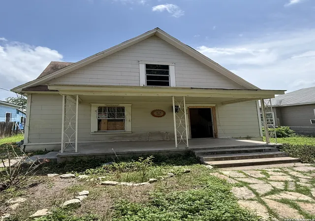 Homes for sale in San Antonio, TX | 210 Chicago Blvd, San Antonio, TX 78210 | MLS# 1971780