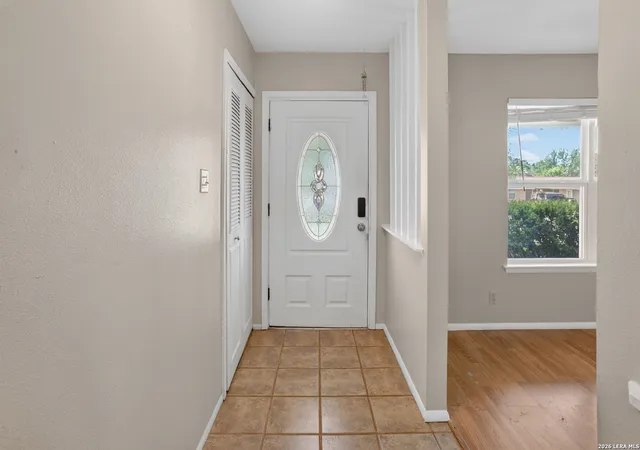 Photo 4 of Single family home for sale at 5615 Brandemere Dr, San Antonio, TX 78218 | MLS# 1971838 | Listing updated on 2026-06-28