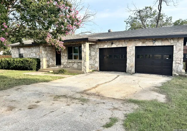 Homes for sale in Adkins, TX | 12116 Loop 107, Adkins, TX 78101 | MLS# 1971879