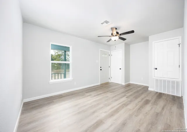5th image of 107 Cornish Ave, San Antonio, TX 78223 | MLS# 1971955