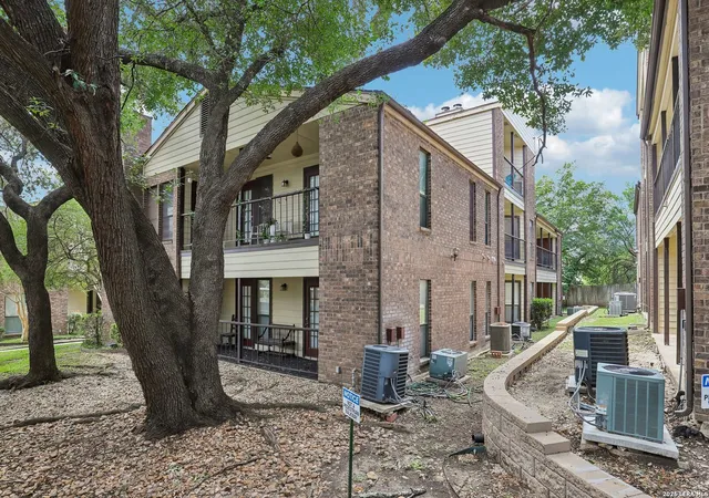 Photo 1 of Condo for sale at 2542 Babcock #D202, San Antonio, TX 78229 | MLS# 1971974 | Listing updated on 2026-08-31