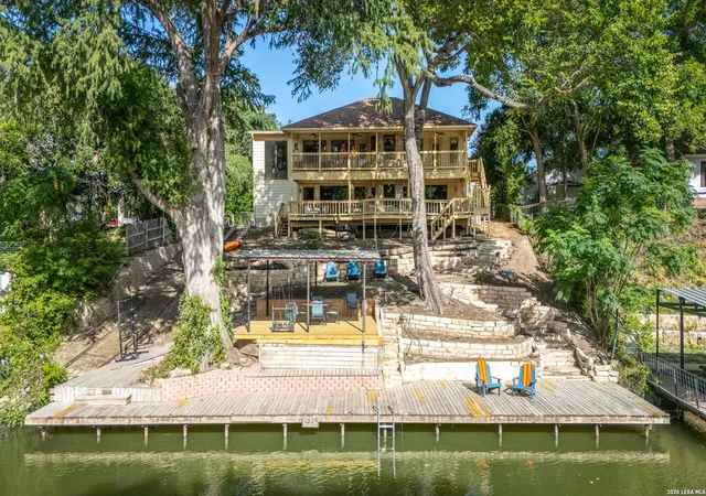 Photo 2 of Single family home for sale at 48 River Oak Dr, Seguin, TX 78155 | MLS# 1972013 | Listing updated on 2026-09-28