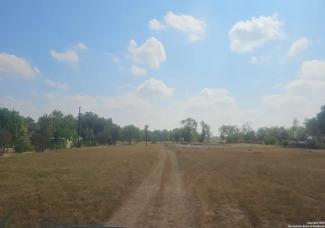 5th image of 18000 Wisdom Rd, Lytle, TX 78052 | MLS# 1972016