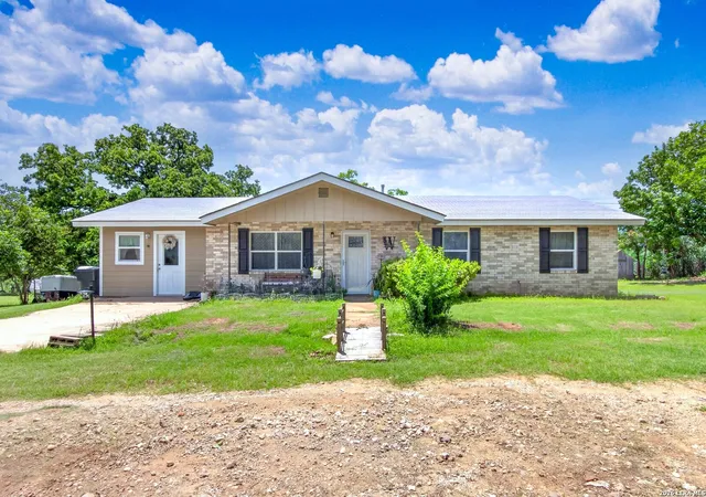 1st image of 461 Shorty's Ln, Fredericksburg, TX 78624 | MLS# 1972023