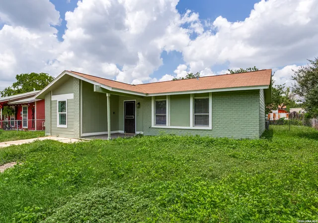 Homes for sale in San Antonio, TX | 5535 Red Sky St, San Antonio, TX 78242 | MLS# 1972040
