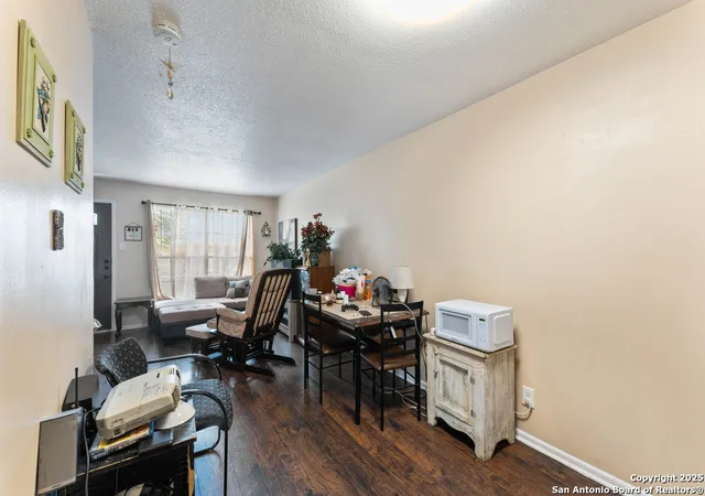 4th image of 6611 Southpoint St #B124, San Antonio, TX 78229 | MLS# 1972058