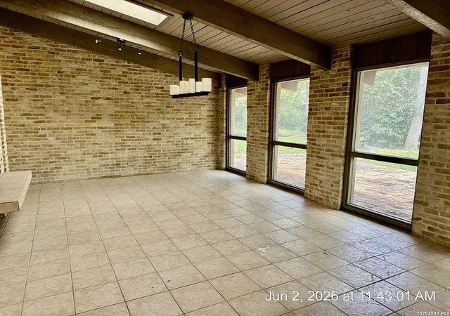 2nd image of 3727 Twisted Oaks Dr, San Antonio, TX 78217 | MLS# 1972109