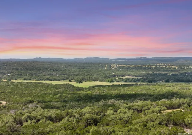 2nd image of 618 Windmill Ridge Dr, Blanco, TX 78606 | MLS# 1972178
