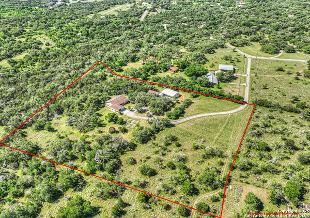 2nd image of 830 Palomino Lane, San Marcos, TX 78666 | MLS# 1972190