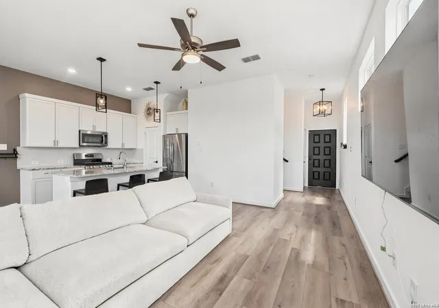 Photo 4 of Sale Pending at 4410 Stark Aly, San Antonio, TX 78217 | MLS# 1972234 | Listing updated on 2026-07-30