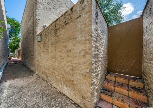 Homes for sale in San Antonio, TX | 185 Terrell Rd #201, San Antonio, TX 78209 | MLS# 1972254