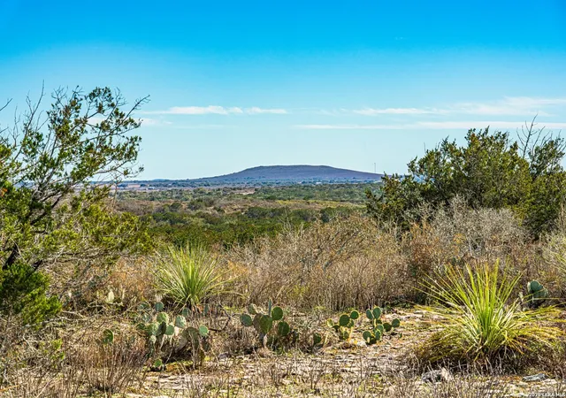 2nd image of 113 County Road 429b, Uvalde, TX 78801 | MLS# 1972274