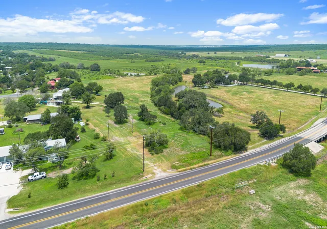 4th image of 1102 Fm 1343, Castroville, TX 78009 | MLS# 1972277