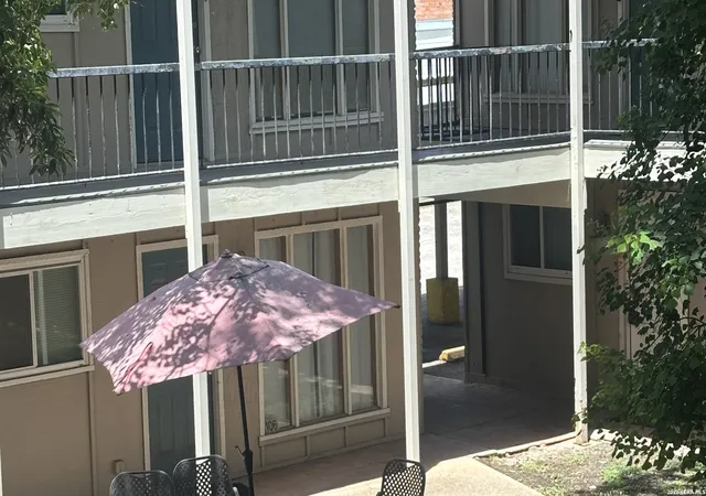 2nd image of 255 E Rampart, San Antonio, TX 78216