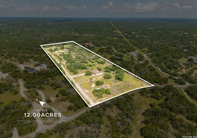 2nd image of 1110 Oakwood Loop, San Marcos, TX 78666 | MLS# 1972330