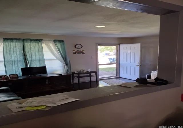 6th image of 350 Pilgrim Dr, San Antonio, TX 78213 | MLS# 1972377