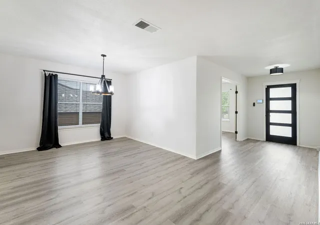 4th image of 15835 Marisa Pl, San Antonio, TX 78247 | MLS# 1972384