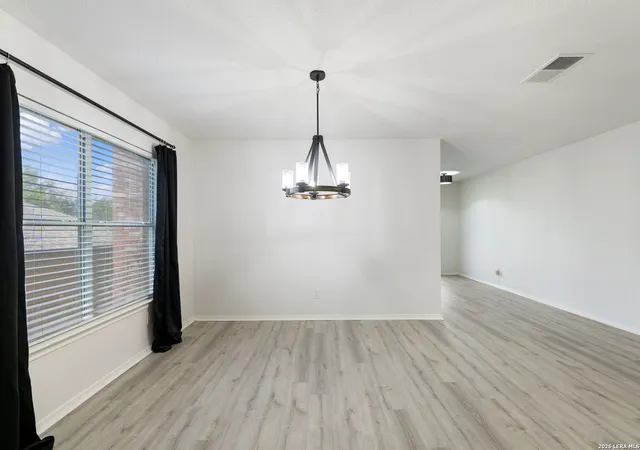 5th image of 15835 Marisa Pl, San Antonio, TX 78247 | MLS# 1972384
