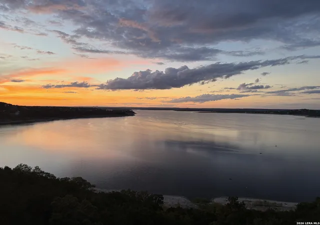 3rd image of 1601 Larson Dr, Canyon Lake, TX 78133