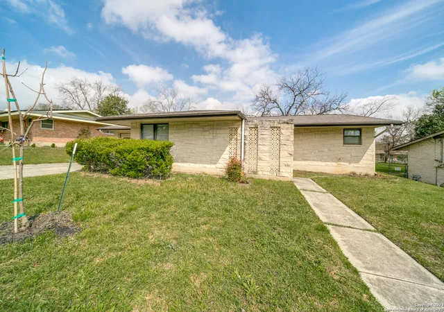 Homes for sale in San Antonio, TX | 327 Tango Dr, San Antonio, TX 78216 | MLS# 1972442