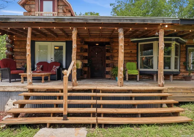Photo 4 of Single family home for sale at 117 Roundup Dr, Wimberley, TX 78676 | MLS# 1972448 | Listing updated on 2026-08-26